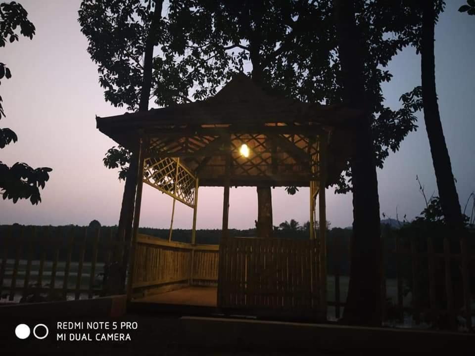 Sparrow Vale Resort Kotamangalam Extérieur photo