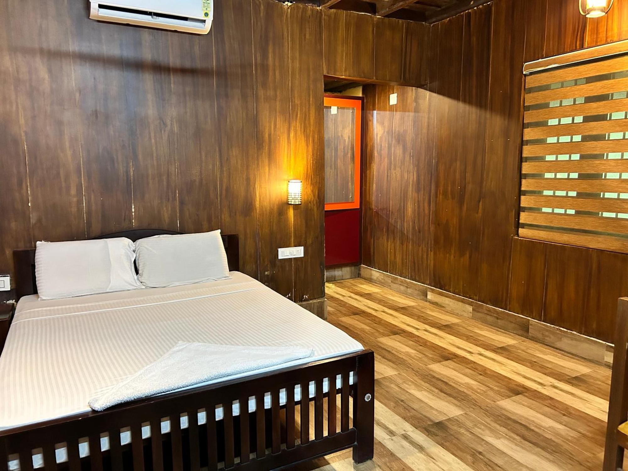 Sparrow Vale Resort Kotamangalam Chambre photo